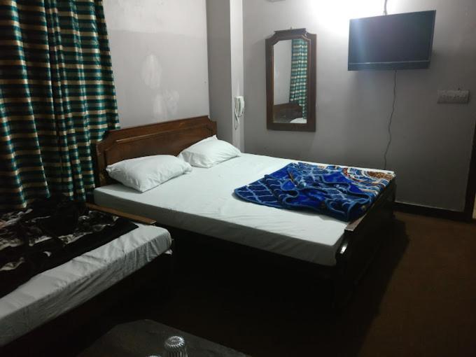 Al Rehman Hotel 拉合尔 外观 照片